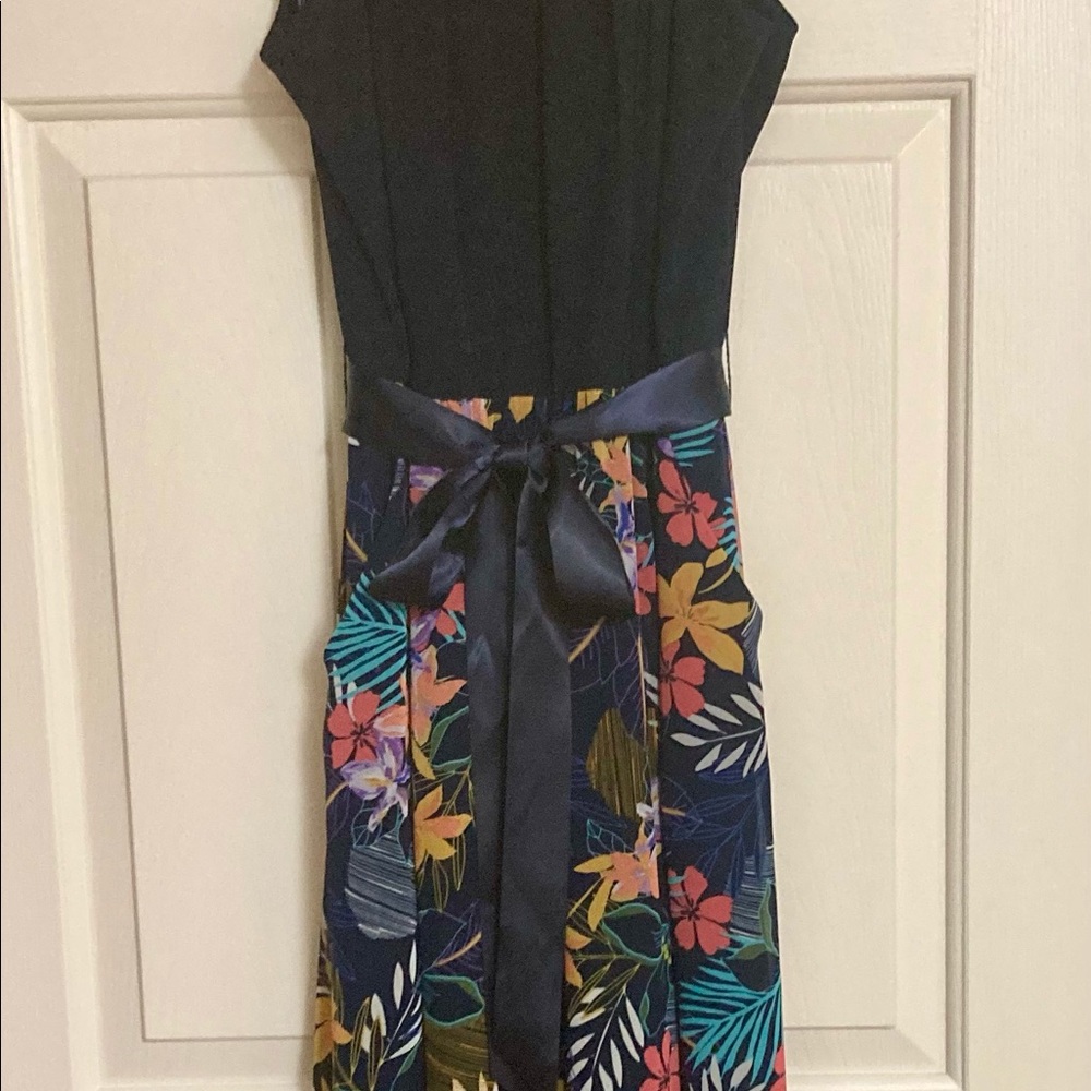 Long maxi dress, size 10, wore one time